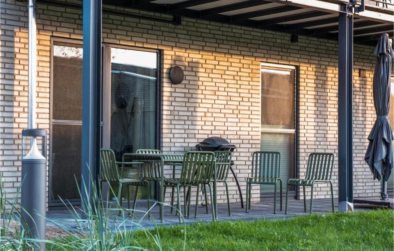 Awesome Apartment In Lembruch-Duemmer See Exteriör bild