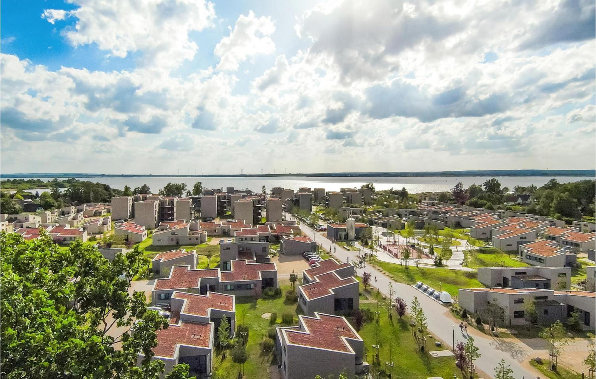 Awesome Apartment In Lembruch-Duemmer See Exteriör bild